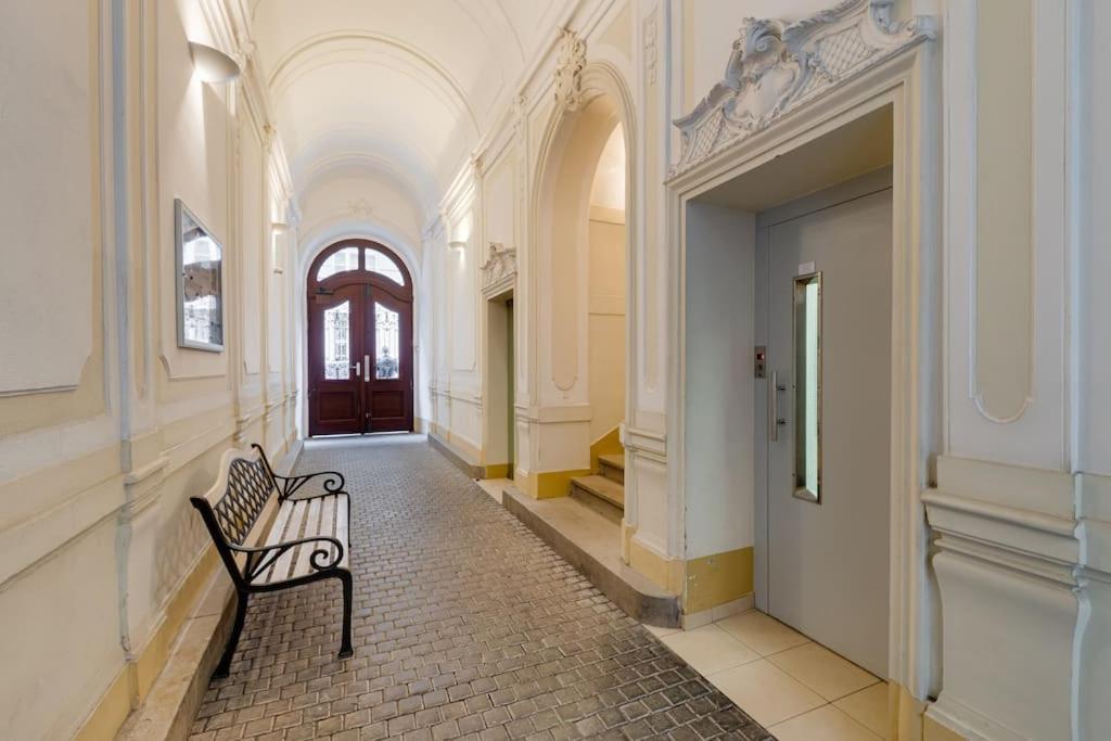 Deluxe Suite In Prime Location Prag Exterior foto