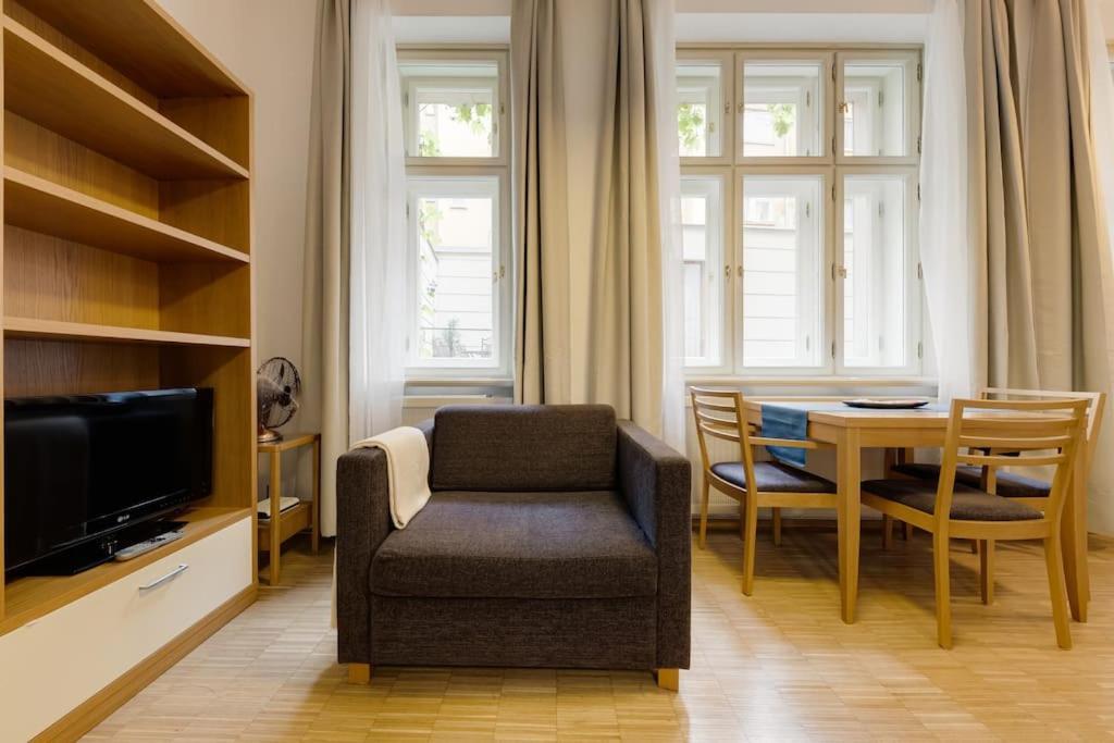Deluxe Suite In Prime Location Prag Exterior foto